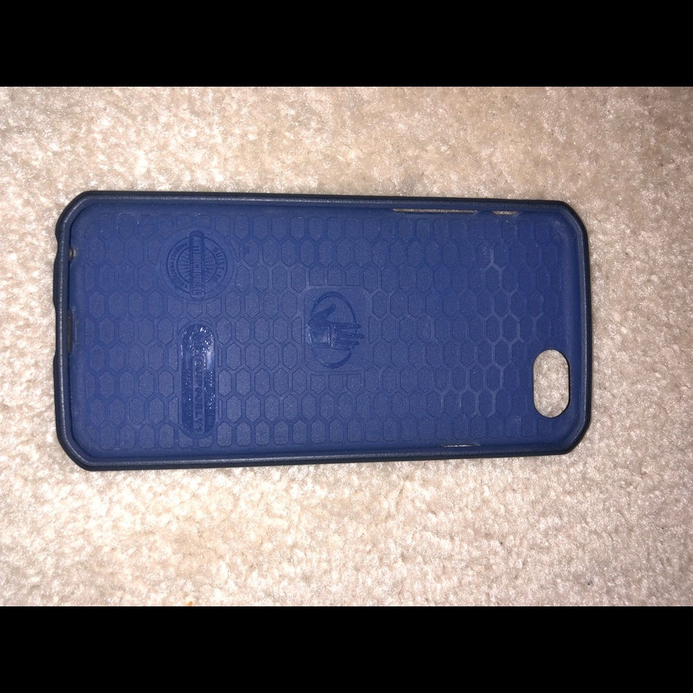 Body glove- iPhone 6/6s satin case